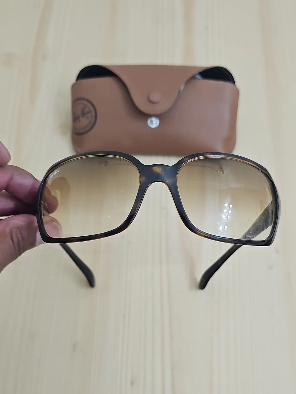 Ray-Ban Women's RB4068 Tortoise Frame Gradient Sunglasses Brown 710/51 60-17